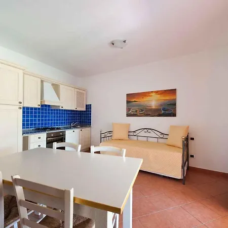In 42319 Golfo Aranci